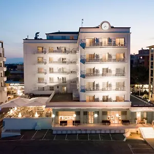 Continental 酒店 里米尼