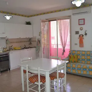 Appartamento 285 Via Spiaggia, Mascali