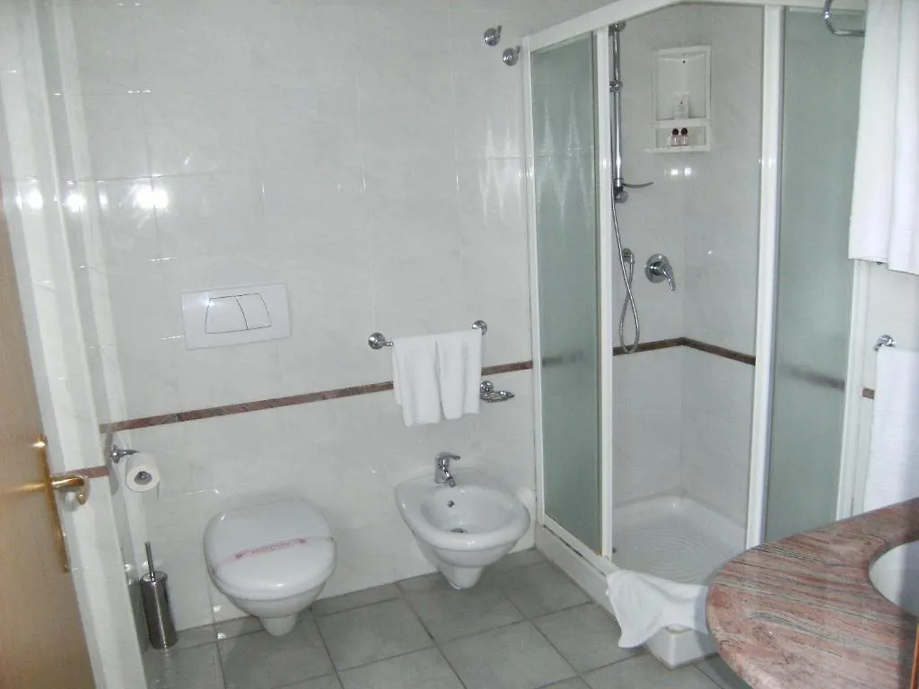 King'S House Hotel Resort ماسكالي 4*,  إيطاليا